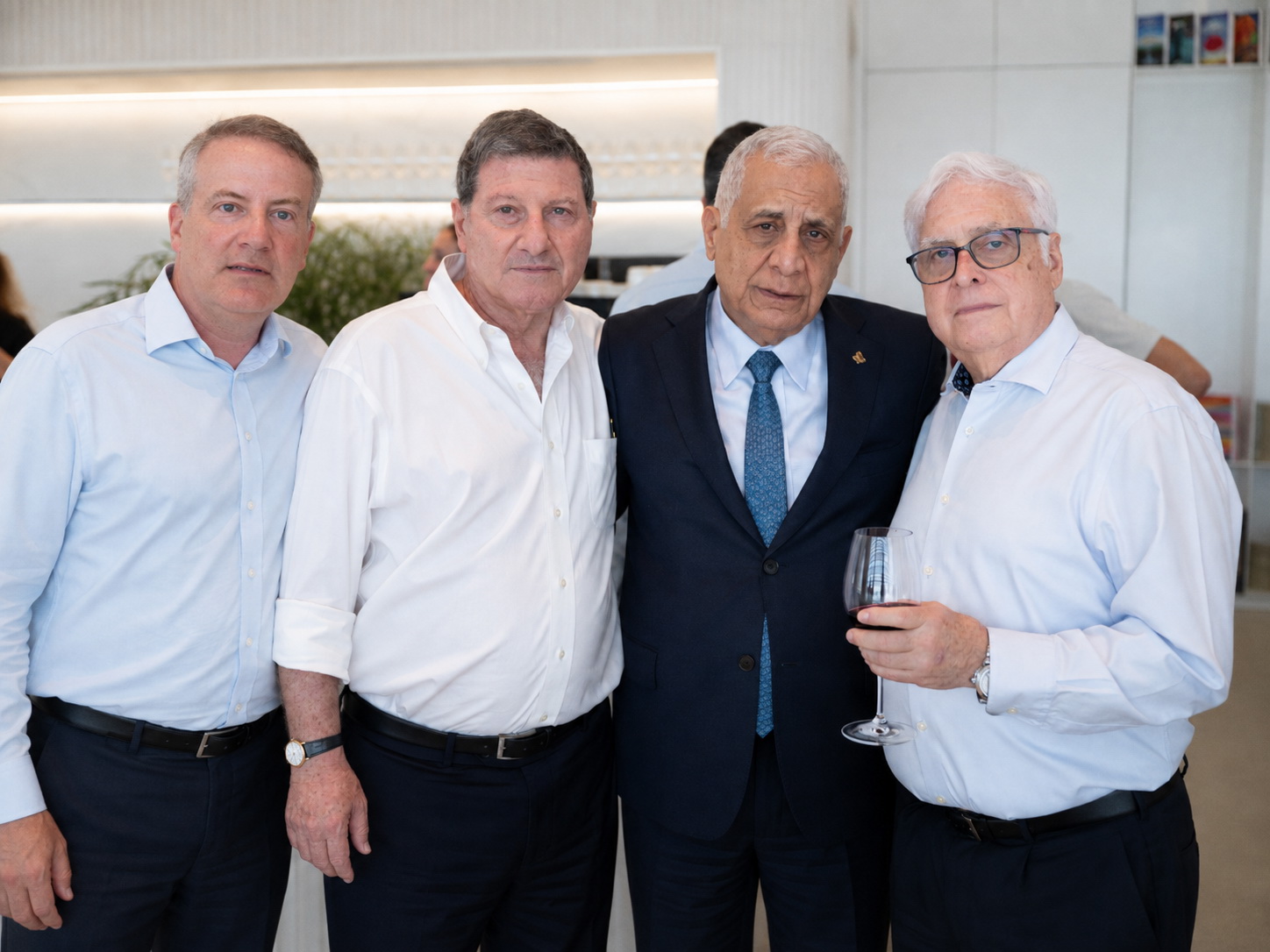 מימין רמי נוסבאום_ פיני כהן_ גיל גירון_ גיא פורת צילום איתמר סיידא.jpg